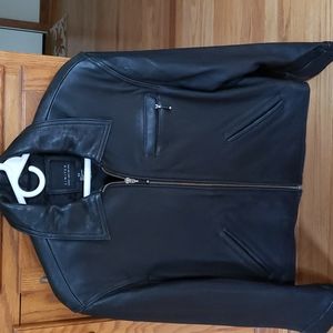 100% leather women motorcycle jacket very good quality excellent condition